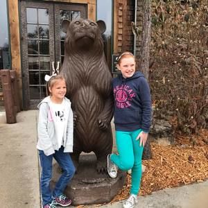 Meet your Posher, Lainey